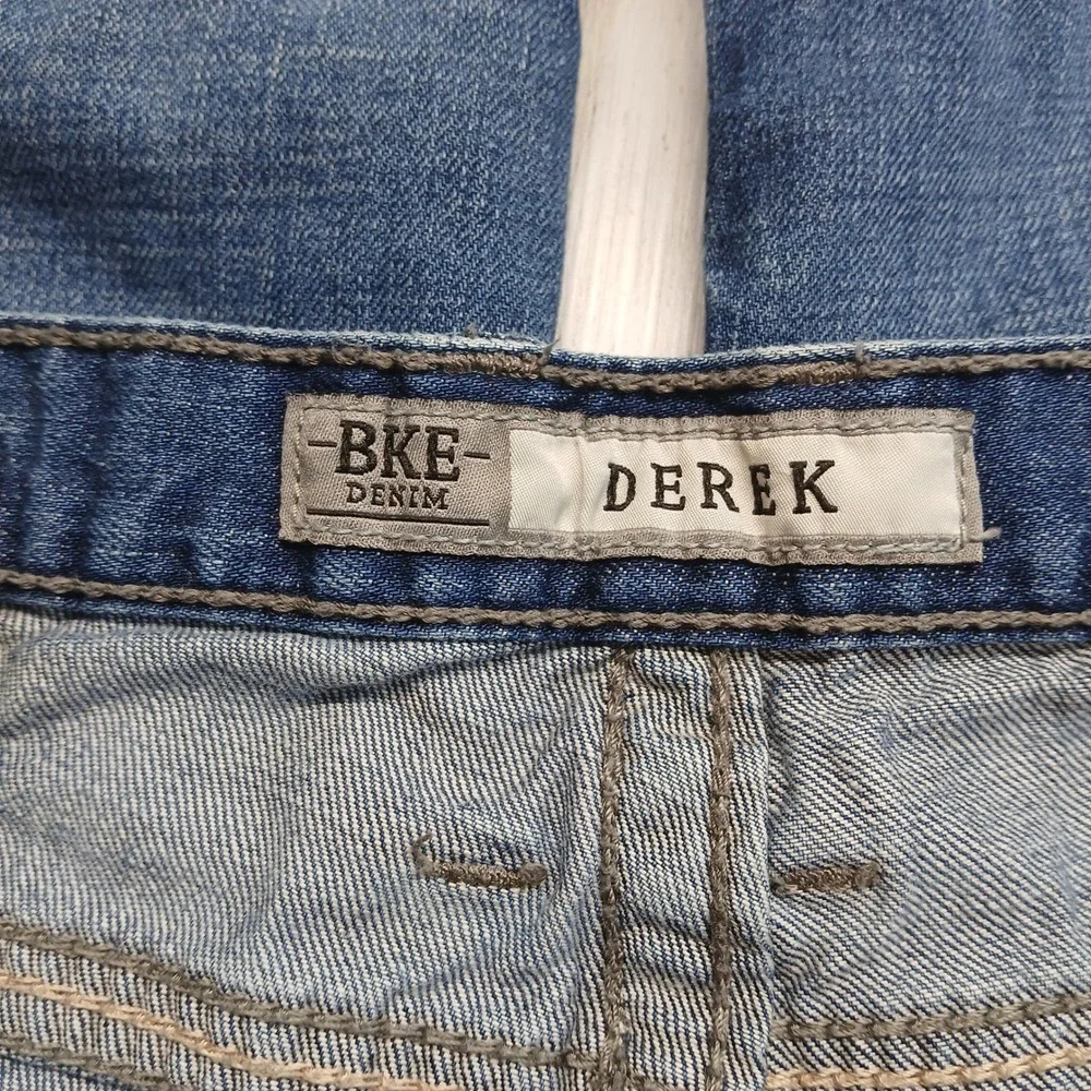 BKE Derek Mens Straight Leg Jeans 36R Medium Wash Denim Blue ABM12077